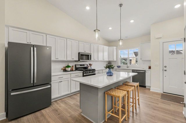 2845 W Cobblestone Court Se 19, City Of Kentwood, MI 49512