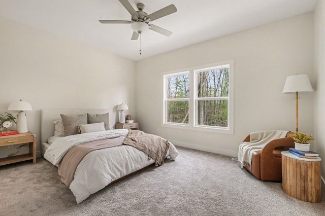 2845 W Cobblestone Court Se 19, City Of Kentwood, MI 49512