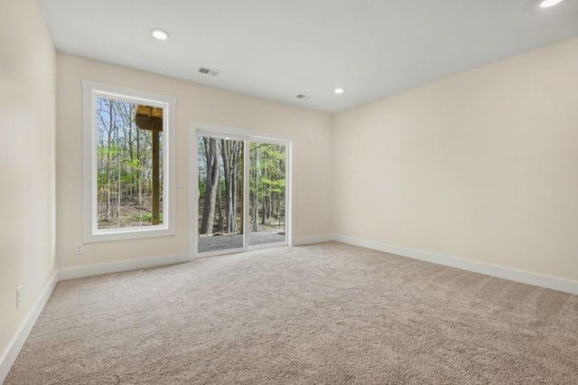 2845 W Cobblestone Court Se 19, City Of Kentwood, MI 49512