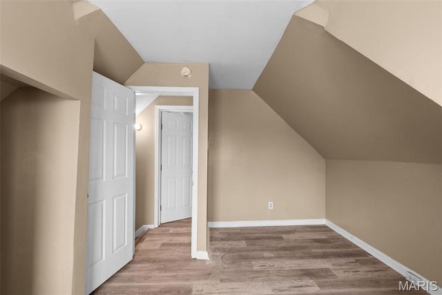 5088 Minerva Avenue, St Louis, MO 63113