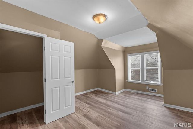 5088 Minerva Avenue, St Louis, MO 63113