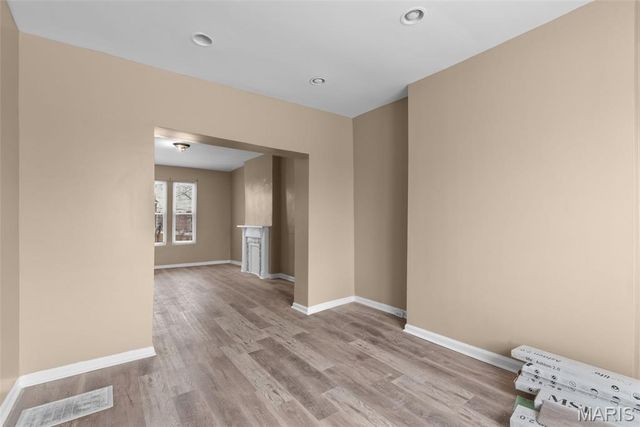 5088 Minerva Avenue, St Louis, MO 63113