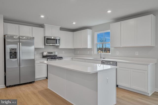 35 EAGLE DR, Gettysburg, PA 17325