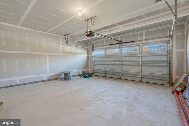 35 EAGLE DR, Gettysburg, PA 17325