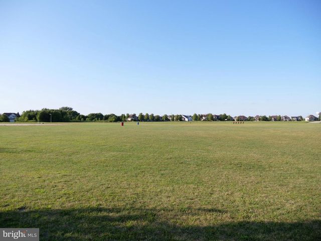 35 EAGLE DR, Gettysburg, PA 17325