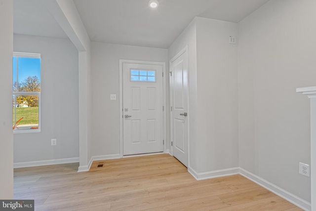 35 EAGLE DR, Gettysburg, PA 17325