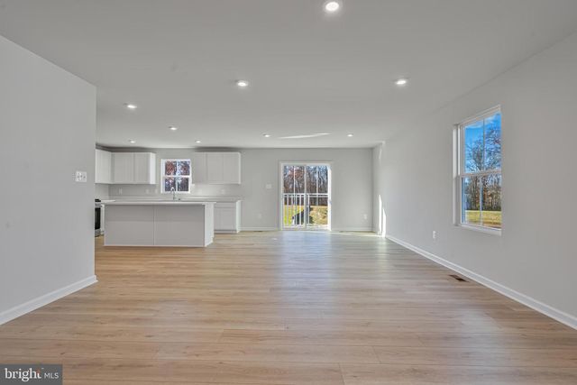 35 EAGLE DR, Gettysburg, PA 17325