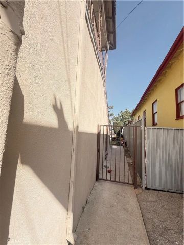 2431 W Beverly, Montebello, CA 90640