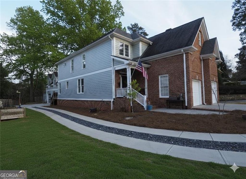 2607 Camille Drive NE, Brookhaven, GA 30319