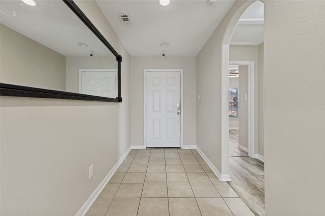 192 Buffalo Ridge Drive, Newark, TX 76071