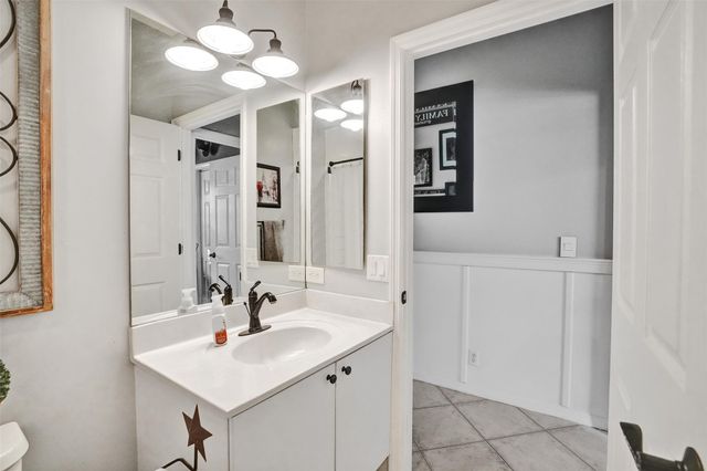 16287 Mariposa Circle, Fort Lauderdale, FL 33331