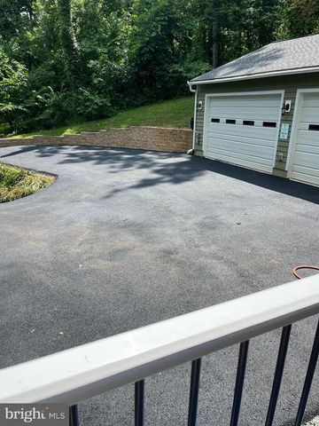 7406 BEAR WALLOW DR, Warrenton, VA 20186