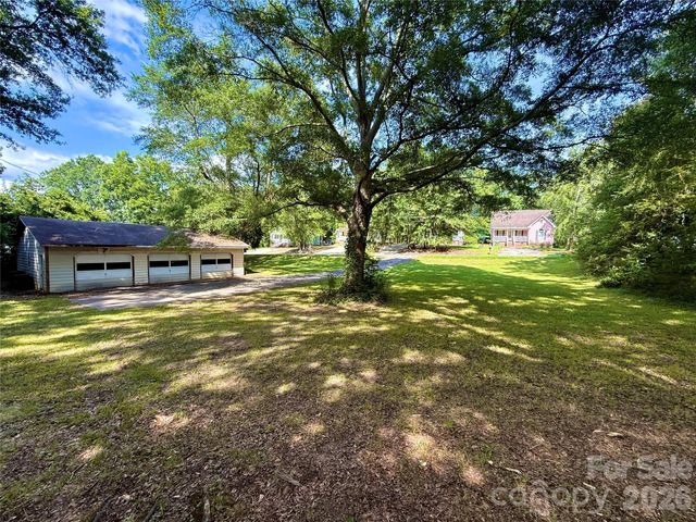 508 Chesterfield Avenue, Lancaster, SC 29720