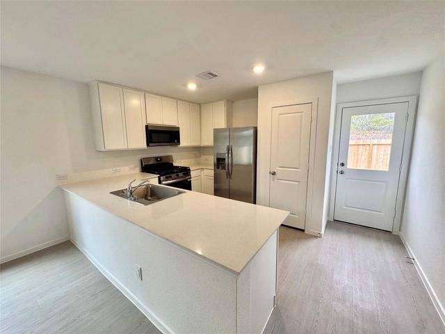 14885 North Ascot Bend Circle, Conroe, TX 77306