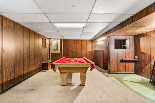 8 Waveney Rd, Framingham, MA 01701