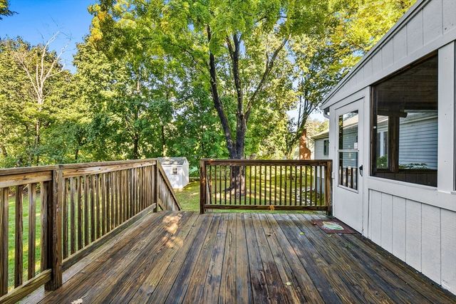 8 Waveney Rd, Framingham, MA 01701