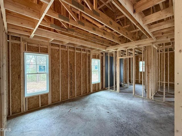 1775 Walnut Run Drive, Deep Run, NC 28525