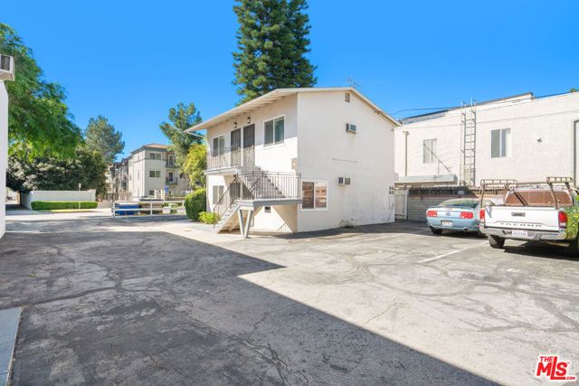 14525 Albers Street, Sherman Oaks (los Angeles), CA 91411