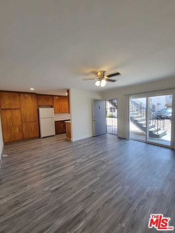 14525 Albers Street, Sherman Oaks (los Angeles), CA 91411