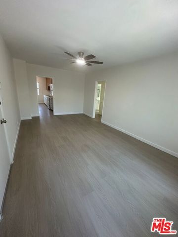 14525 Albers Street, Sherman Oaks (los Angeles), CA 91411