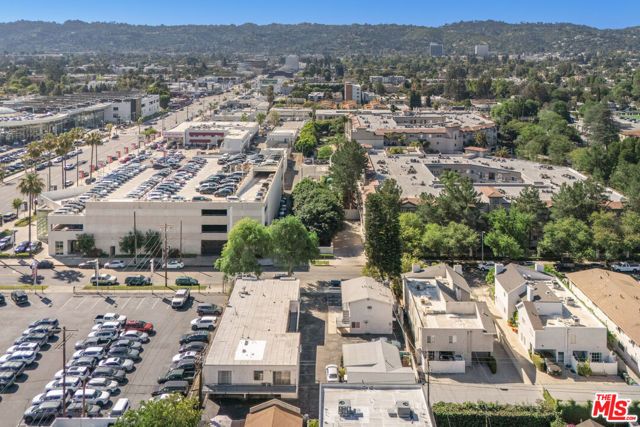 14525 Albers Street, Sherman Oaks (los Angeles), CA 91411