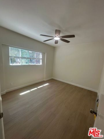 14525 Albers Street, Sherman Oaks (los Angeles), CA 91411