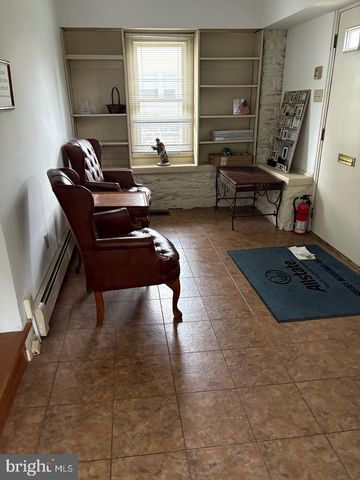 908 DARBY RD, Havertown, PA 19083
