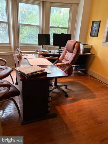 908 DARBY RD, Havertown, PA 19083