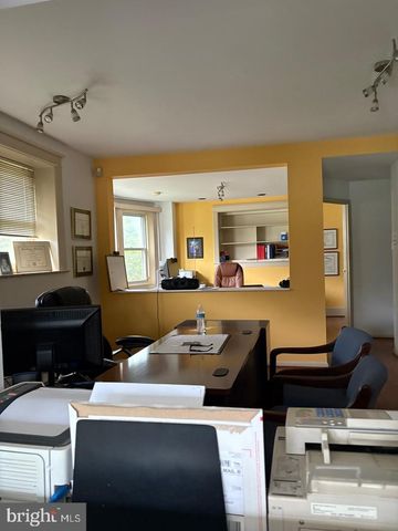 908 DARBY RD, Havertown, PA 19083