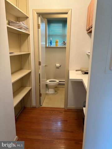 908 DARBY RD, Havertown, PA 19083