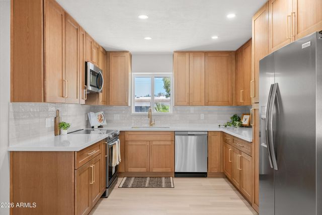 3618 E YALE Street, Phoenix, AZ 85008