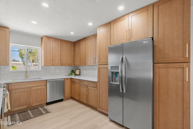 3618 E YALE Street, Phoenix, AZ 85008