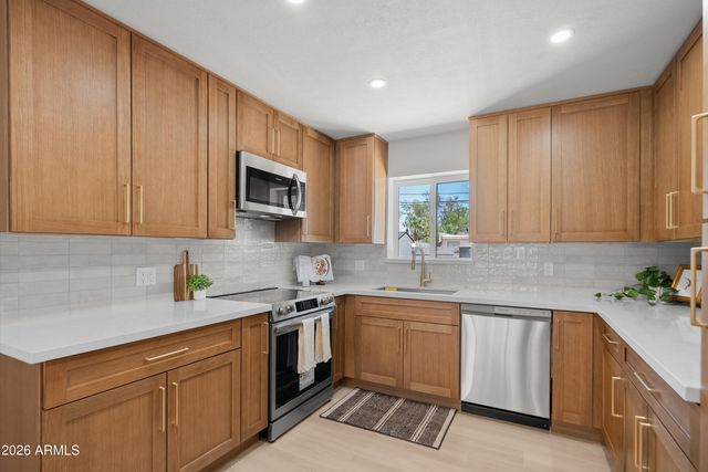 3618 E YALE Street, Phoenix, AZ 85008