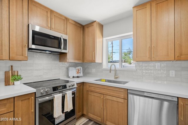 3618 E YALE Street, Phoenix, AZ 85008