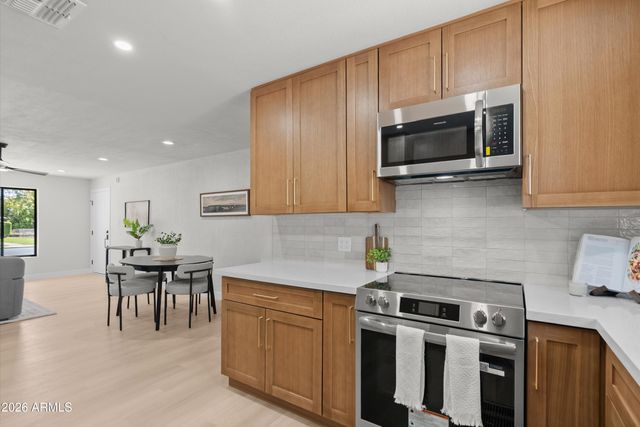 3618 E YALE Street, Phoenix, AZ 85008