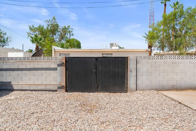 3618 E YALE Street, Phoenix, AZ 85008