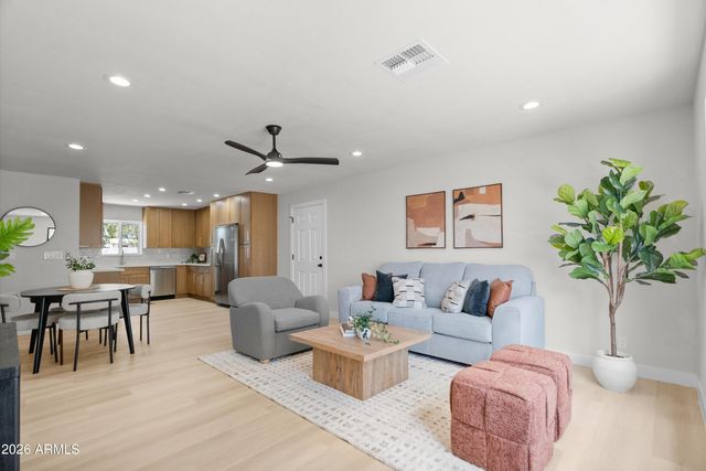 3618 E YALE Street, Phoenix, AZ 85008