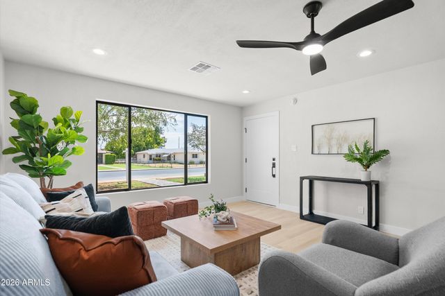 3618 E YALE Street, Phoenix, AZ 85008