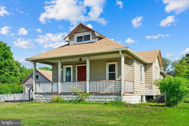 327 4TH AVE, Glendora, NJ 08029