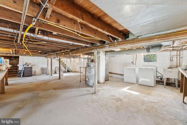 327 4TH AVE, Glendora, NJ 08029