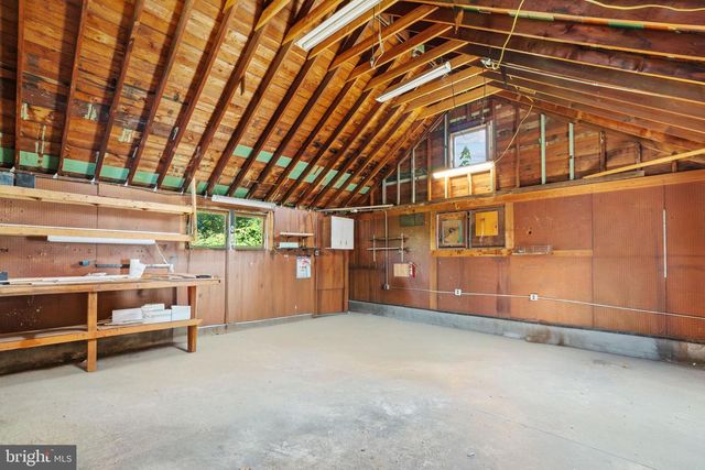 327 4TH AVE, Glendora, NJ 08029
