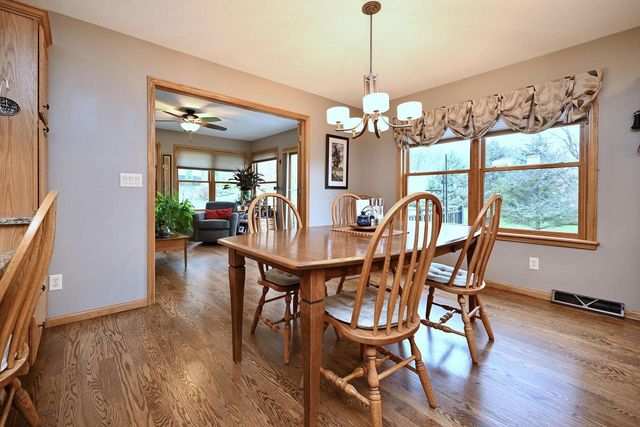 56 Rivers Oak COURT, Winona, MN 55987