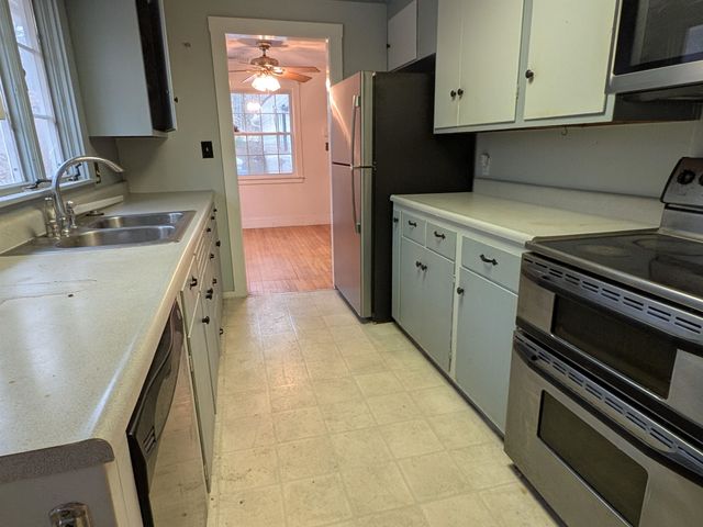 105 NH Route 25, Meredith, NH 03253