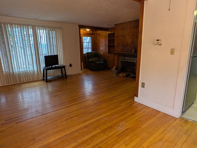 105 NH Route 25, Meredith, NH 03253