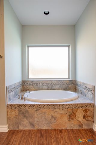 206 Yucca Drive, Victoria, TX 77904