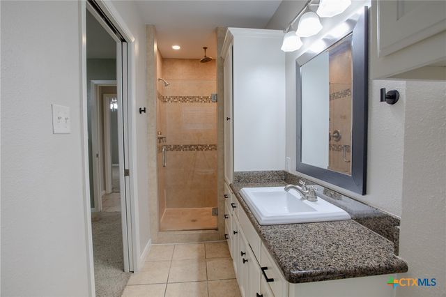 206 Yucca Drive, Victoria, TX 77904