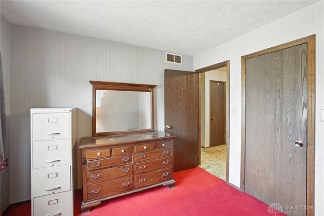 6940 Bejay Drive, Tipp City, OH 45371