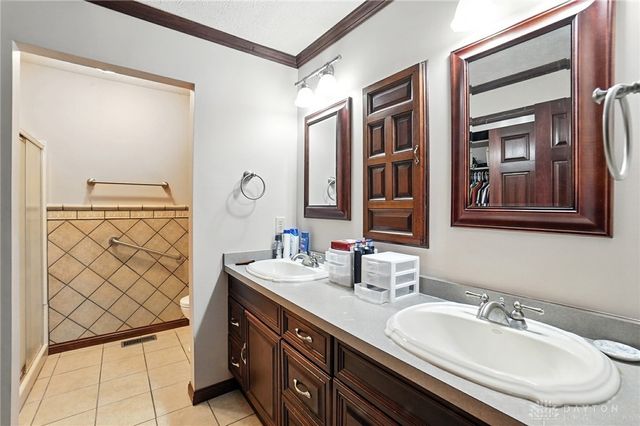 6940 Bejay Drive, Tipp City, OH 45371