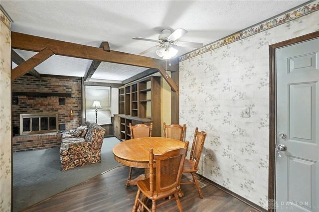 6940 Bejay Drive, Tipp City, OH 45371