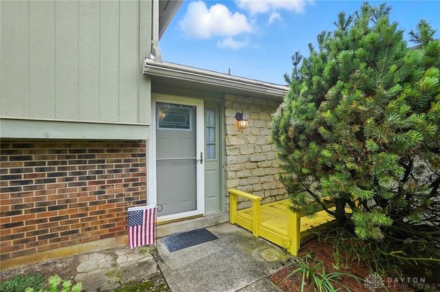 6940 Bejay Drive, Tipp City, OH 45371